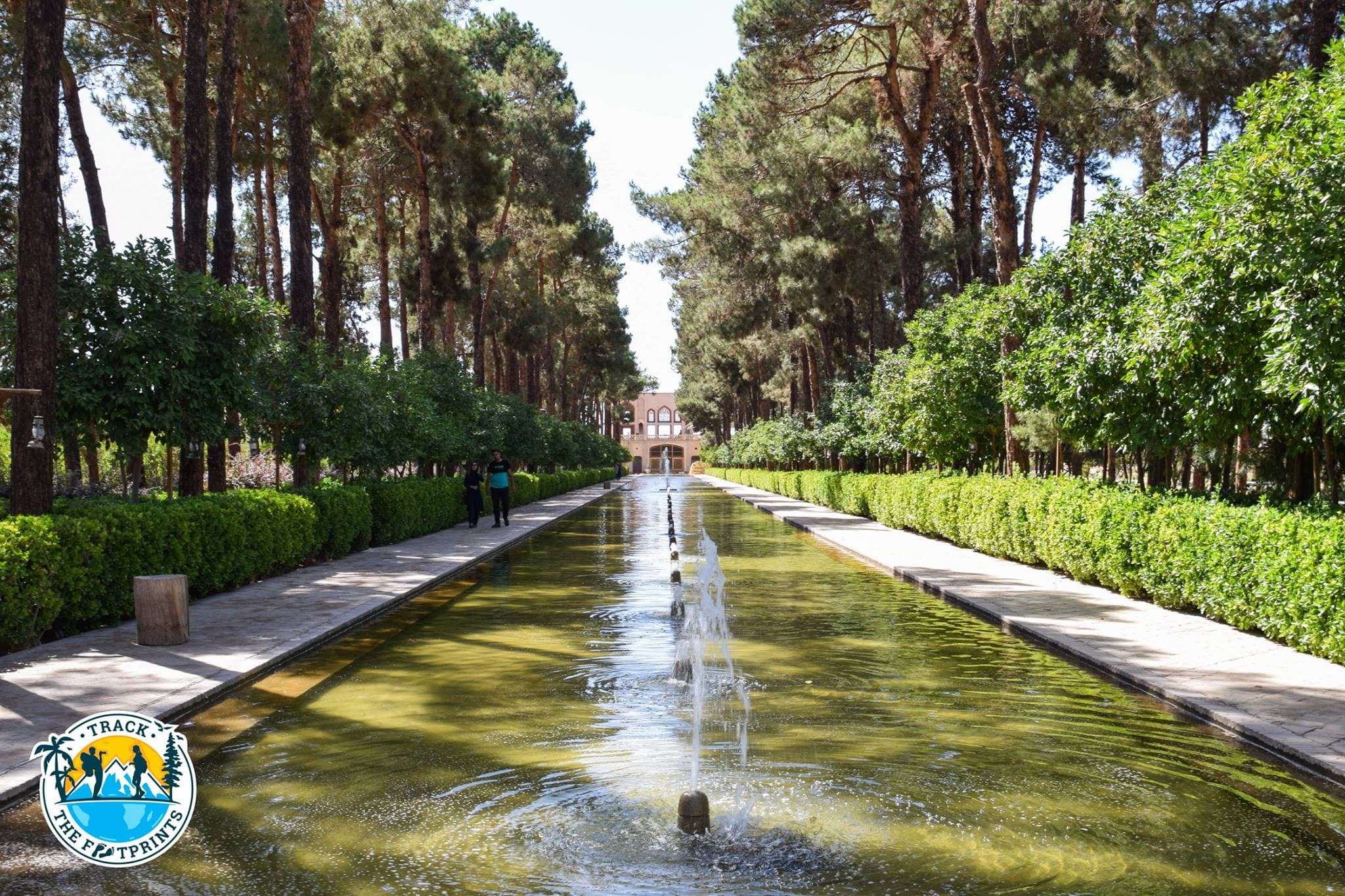 Dowlar Abad Garden