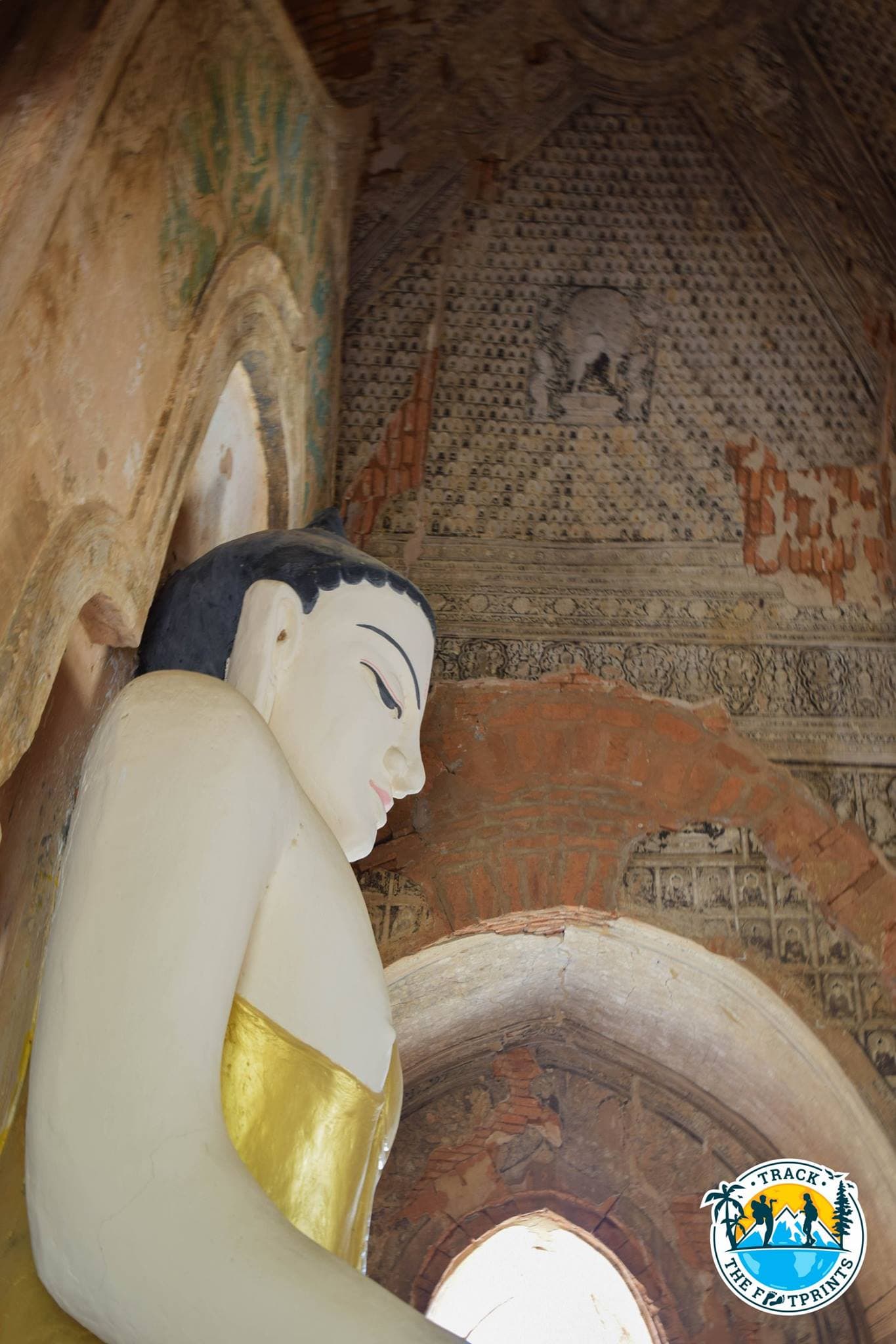 Impressive Buda sculpture