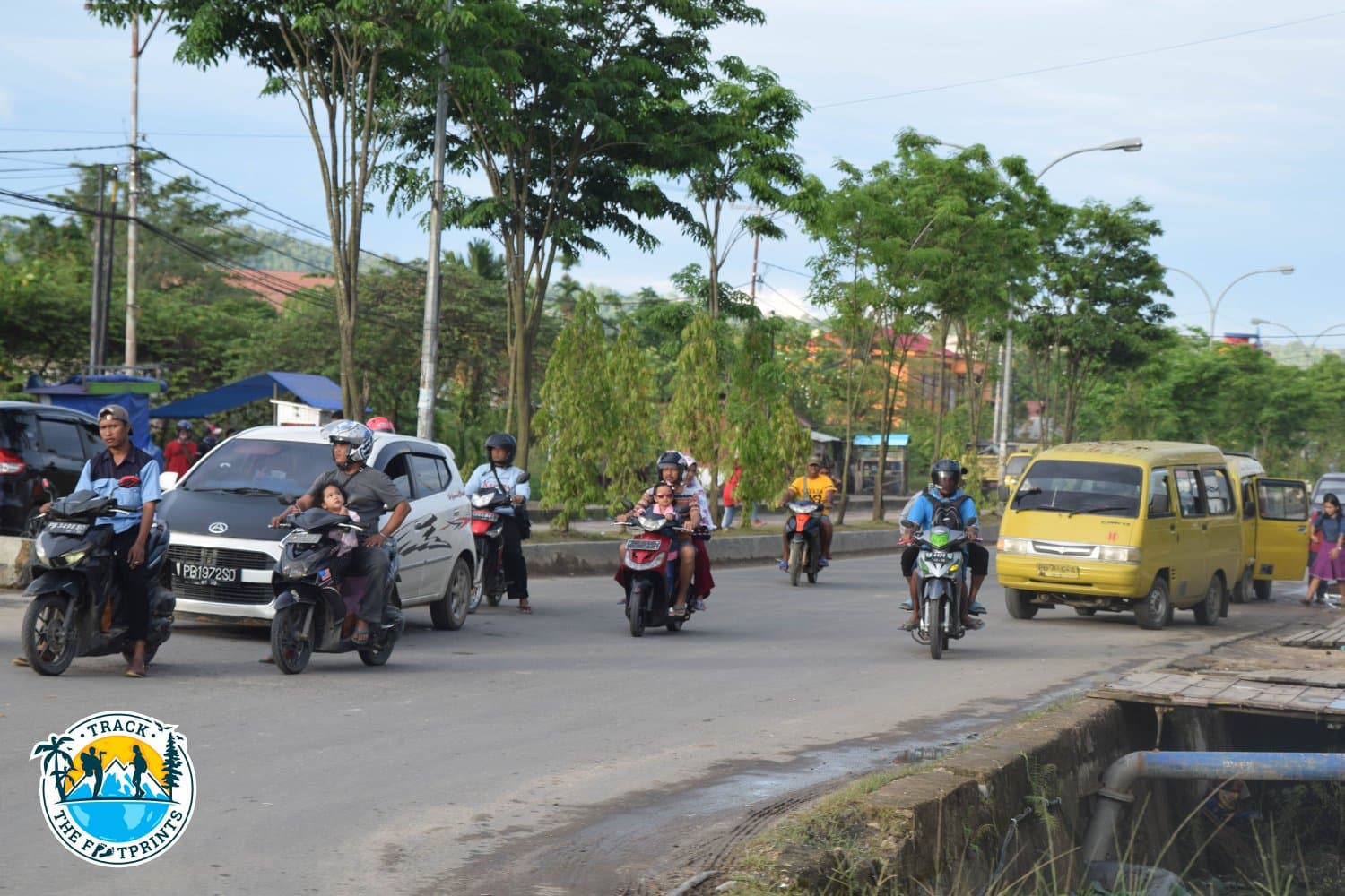 Raja Ampat: Safety Last, Glowing Plankton, and the Best Kids on the Planet