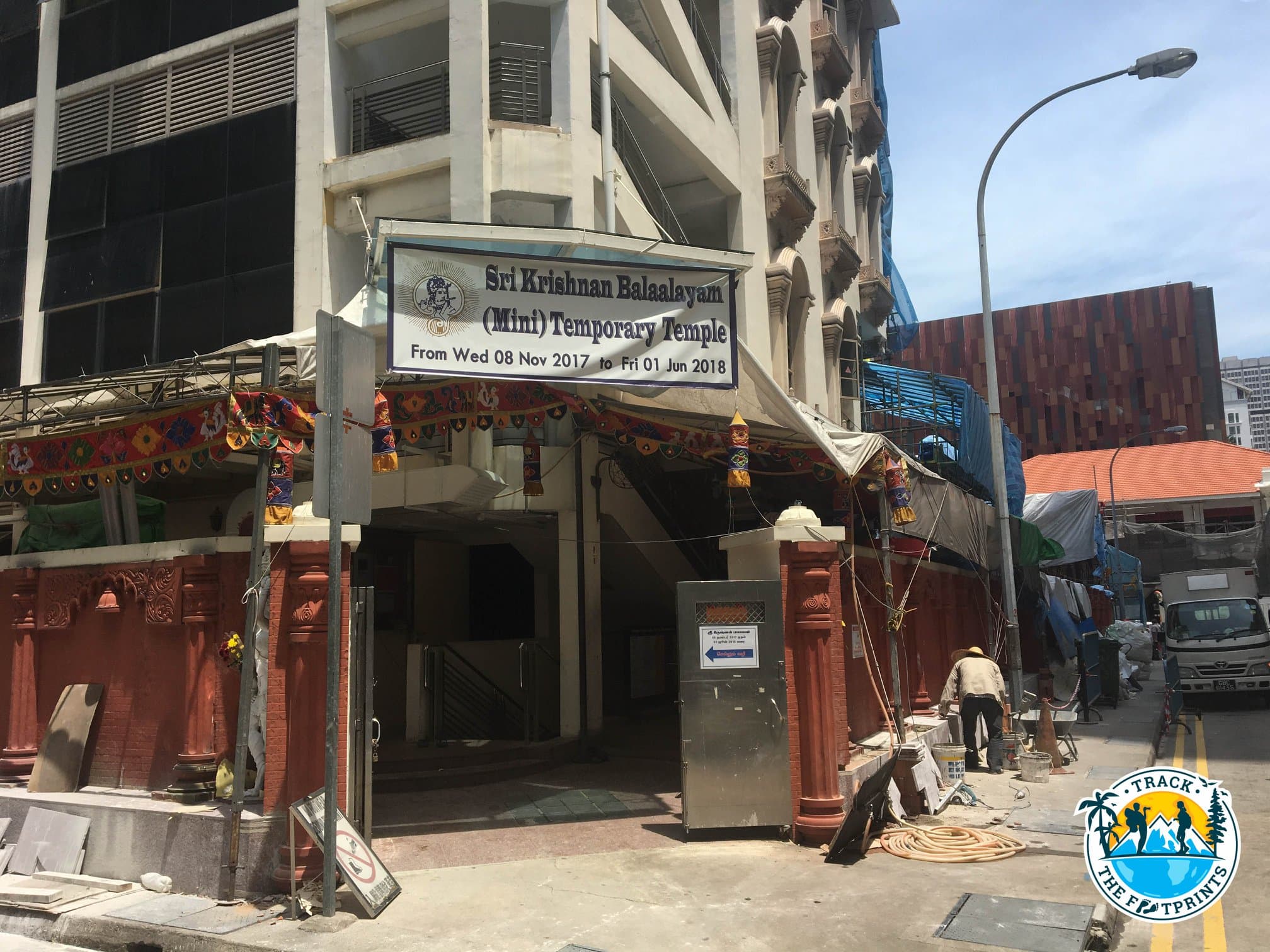 One of the oldest temples in Singapore — unlucky we were, it's under renovation!