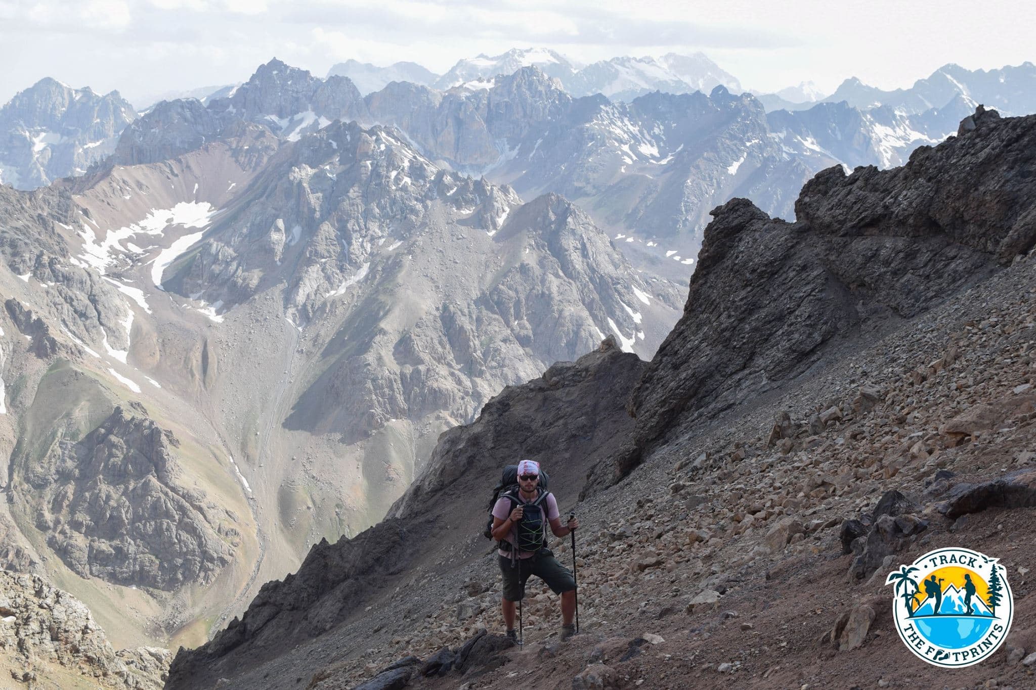 Going down ... Fann Mountains